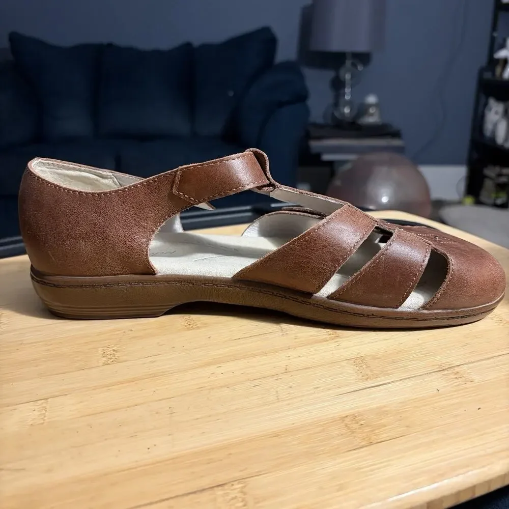 Propet Fisherman Sandals Women’s 10 WIDE Brown Leather Comfort Adjustable BOHO